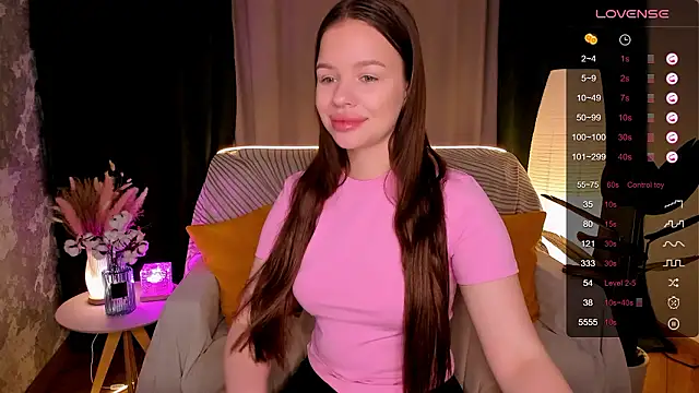 marydreams  online show from March 11, 8:20 am