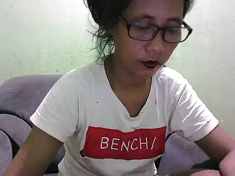 HotLadyPinay32 online show from March 4, 6:58 pm