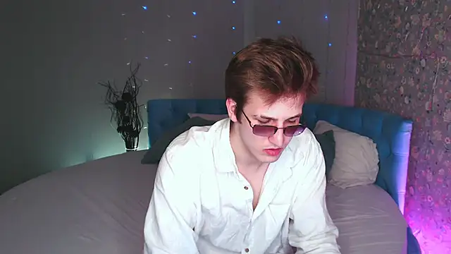 KiskaKurt online show from September 20, 9:16 pm