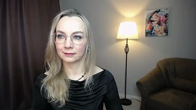 Snapshot of Ava_Elior chatting on January 6, 11:36 am Ava Elior online show from January 6, 11:36 am