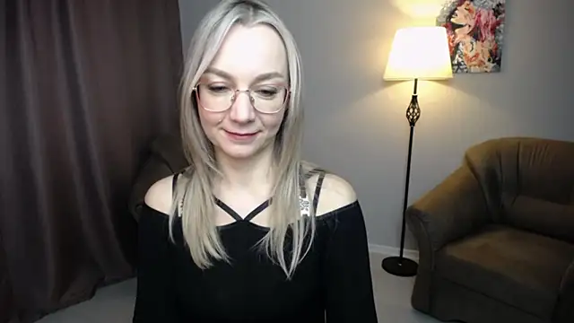 Snapshot of Ava_Elior chatting on January 15, 12:10 pm Ava Elior online show from January 15, 12:10 pm