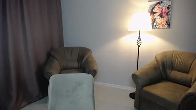 Snapshot of Ava_Elior chatting on February 7, 5:22 am Ava Elior online show from February 7, 5:22 am