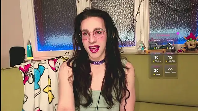 Snapshot of Zesty_Peach chatting on February 11, 11:04 am Zesty Peach online show from February 11, 11:04 am