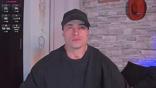 Snapshot of connorsmiith chatting on November 11, 12:43 am connorsmiith online show from November 11, 12:43 am