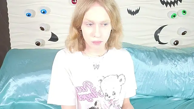 BarbieRichy online show from November 1, 5:20 am