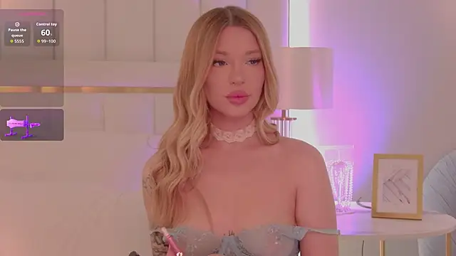 AriellaMelo online show from March 22, 6:17 am