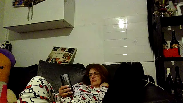 Snapshot of RubyyRosee chatting on December 18, 12:49 am RubyyRosee online show from December 18, 12:49 am