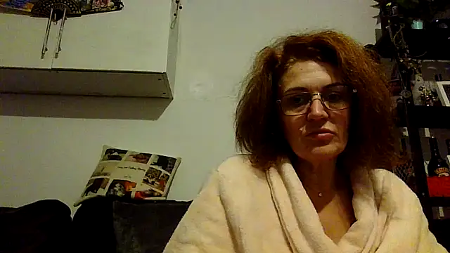 Snapshot of RubyyRosee chatting on December 18, 4:02 pm RubyyRosee online show from December 18, 4:02 pm