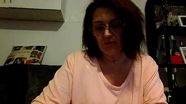 Snapshot of RubyyRosee chatting on December 21, 2:13 pm RubyyRosee online show from December 21, 2:13 pm