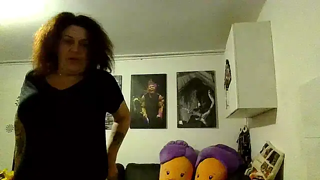 Snapshot of RubyyRosee chatting on January 10, 6:37 am RubyyRosee online show from January 10, 6:37 am