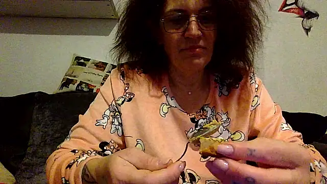 Snapshot of RubyyRosee chatting on January 11, 8:52 am RubyyRosee online show from January 11, 8:52 am