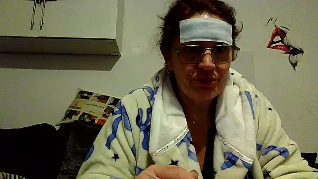 Snapshot of RubyyRosee chatting on January 16, 6:17 am RubyyRosee online show from January 16, 6:17 am