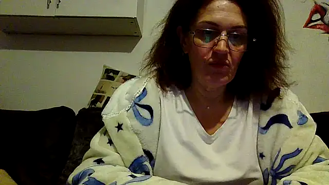 Snapshot of RubyyRosee chatting on February 21, 6:25 am RubyyRosee online show from February 21, 6:25 am