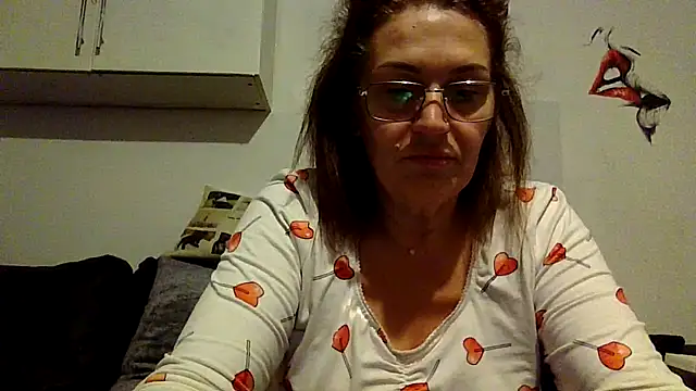 Snapshot of RubyyRosee chatting on February 24, 6:22 am RubyyRosee online show from February 24, 6:22 am