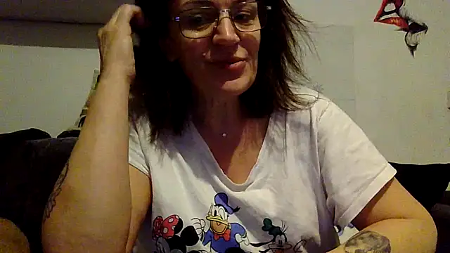 Snapshot of RubyyRosee chatting on March 7, 6:54 am RubyyRosee online show from March 7, 6:54 am