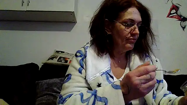 Snapshot of RubyyRosee chatting on March 10, 7:02 am RubyyRosee online show from March 10, 7:02 am