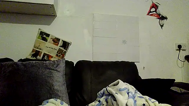 Snapshot of RubyyRosee chatting on March 20, 6:51 am RubyyRosee online show from March 20, 6:51 am