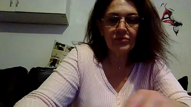 Snapshot of RubyyRosee chatting on March 25, 6:41 am RubyyRosee online show from March 25, 6:41 am