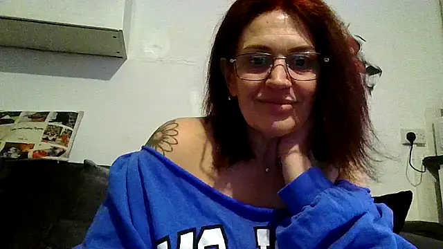 Snapshot of RubyyRosee chatting on March 27, 2:06 pm RubyyRosee online show from March 27, 2:06 pm