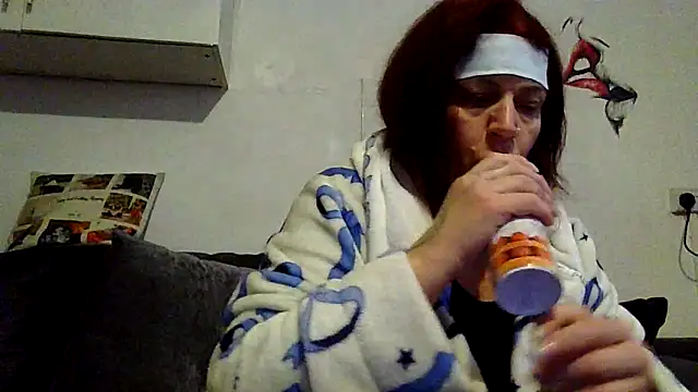 Snapshot of RubyyRosee chatting on March 28, 6:13 am RubyyRosee online show from March 28, 6:13 am