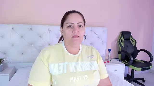 katte landerr online show from October 6, 1:19 pm