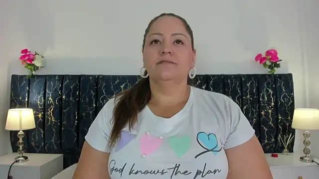 katte landerr online show from March 27, 1:11 pm