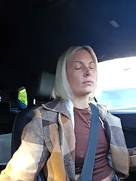 Sunny-Sin online show from October 1, 8:42 am