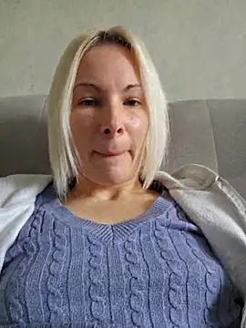 Sunny-Sin online show from February 2, 11:20 am