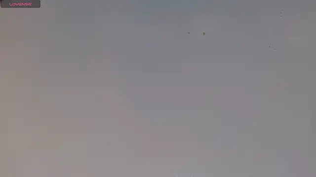 Snapshot of tinisweet chatting on September 19, 11:11 am tinisweet online show from September 19, 11:11 am