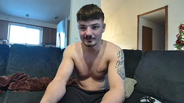 Snapshot of derekmontana2 chatting on January 18, 10:24 pm derekmontana2 online show from January 18, 10:24 pm