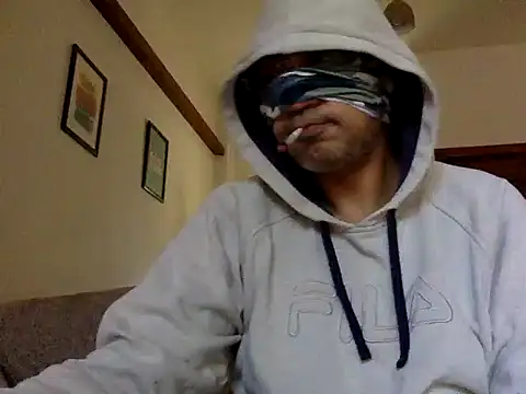 CaiBull online show from December 23, 7:50 am