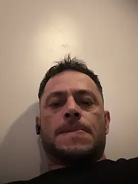 Carlosmauricio123 online show from March 18, 12:58 am