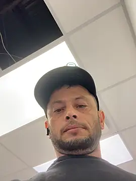 Carlosmauricio123 online show from March 22, 2:09 pm