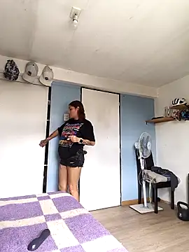 Snapshot of xjuanaxmaldadxxx chatting on March 16, 4:44 pm xjuanaxmaldadxxx online show from March 16, 4:44 pm