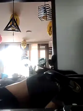 Megara 25 online show from October 9, 7:01 pm