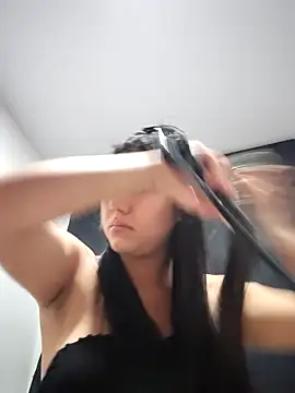 Megara 25 online show from March 19, 2:43 pm