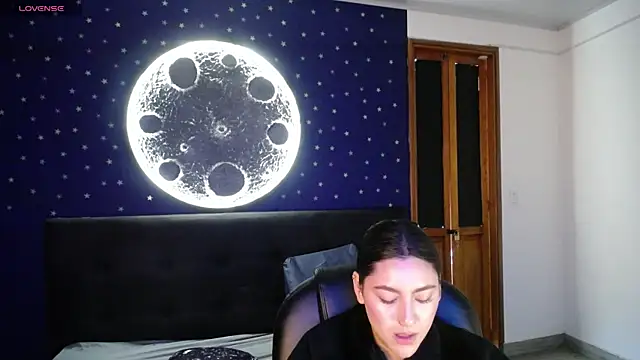Megara 25 online show from July 5, 6:26 pm