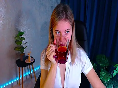 Snapshot of arlana_klart chatting on September 24, 1:20 am arlana klart online show from September 24, 1:20 am