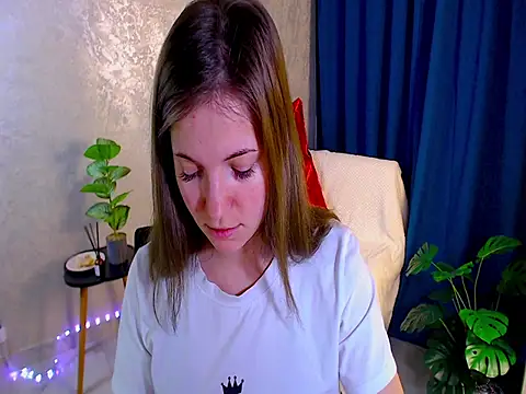 Snapshot of arlana_klart chatting on November 14, 1:37 am arlana klart online show from November 14, 1:37 am