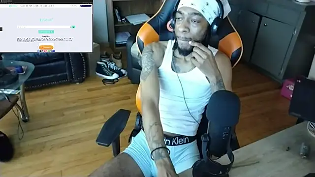 Snapshot of KasanovaFrankenstein chatting on November 8, 7:12 pm KasanovaFrankenstein online show from November 8, 7:12 pm