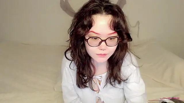 tsunade chan online show from November 5, 5:18 am