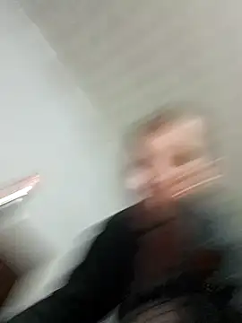 Snapshot of Johan199118 chatting on November 18, 8:02 pm Johan199118 online show from November 18, 8:02 pm