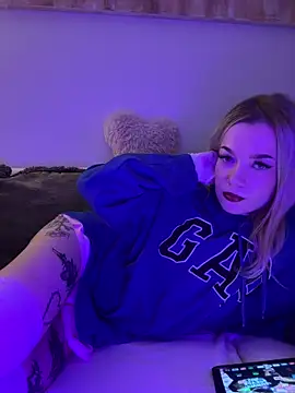 marnemzavar444 online show from November 8, 9:13 pm