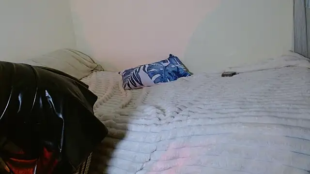 Snapshot of Rachel070 chatting on February 26, 9:14 pm Rachel070 online show from February 26, 9:14 pm