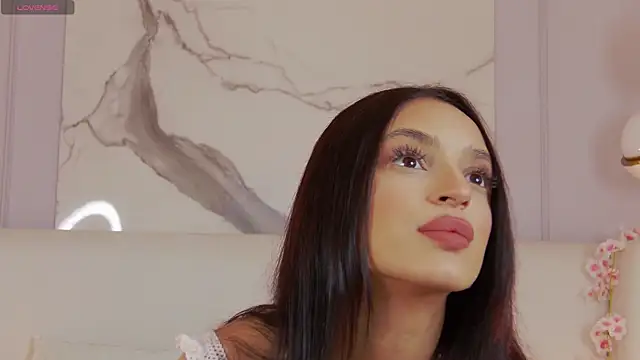 AdoraCortes online show from October 14, 5:08 am