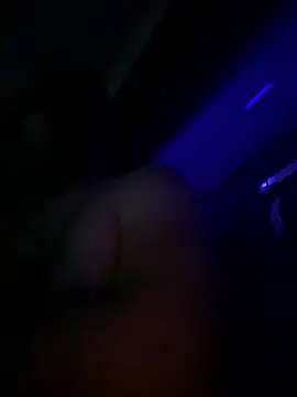 Snapshot of MikeFake chatting on March 31, 12:01 am MikeFake online show from March 31, 12:01 am