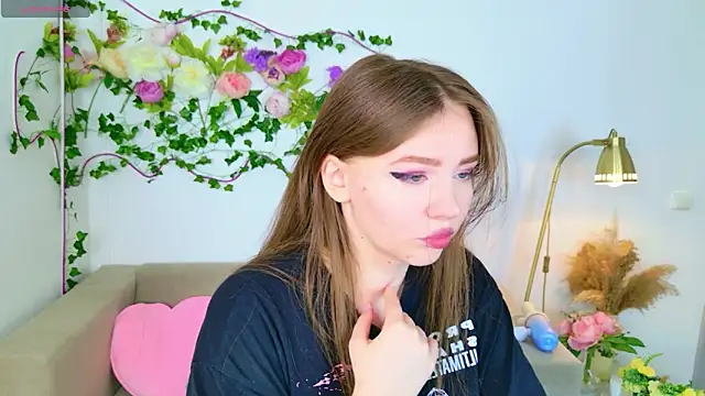 Moon  Bunny online show from March 12, 2:45 pm