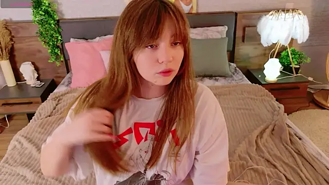 Moon  Bunny online show from May 23, 3:27 pm