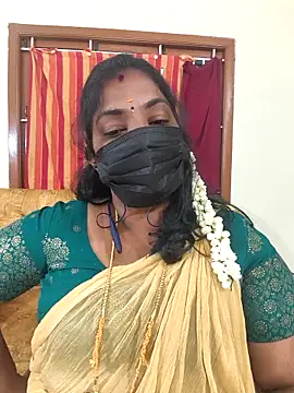 Snapshot of Tamil_Mithra chatting on November 6, 5:36 pm Tamil Mithra online show from November 6, 5:36 pm