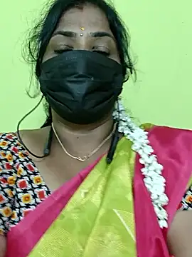 Snapshot of Tamil_Mithra chatting on February 27, 7:58 pm Tamil Mithra online show from February 27, 7:58 pm